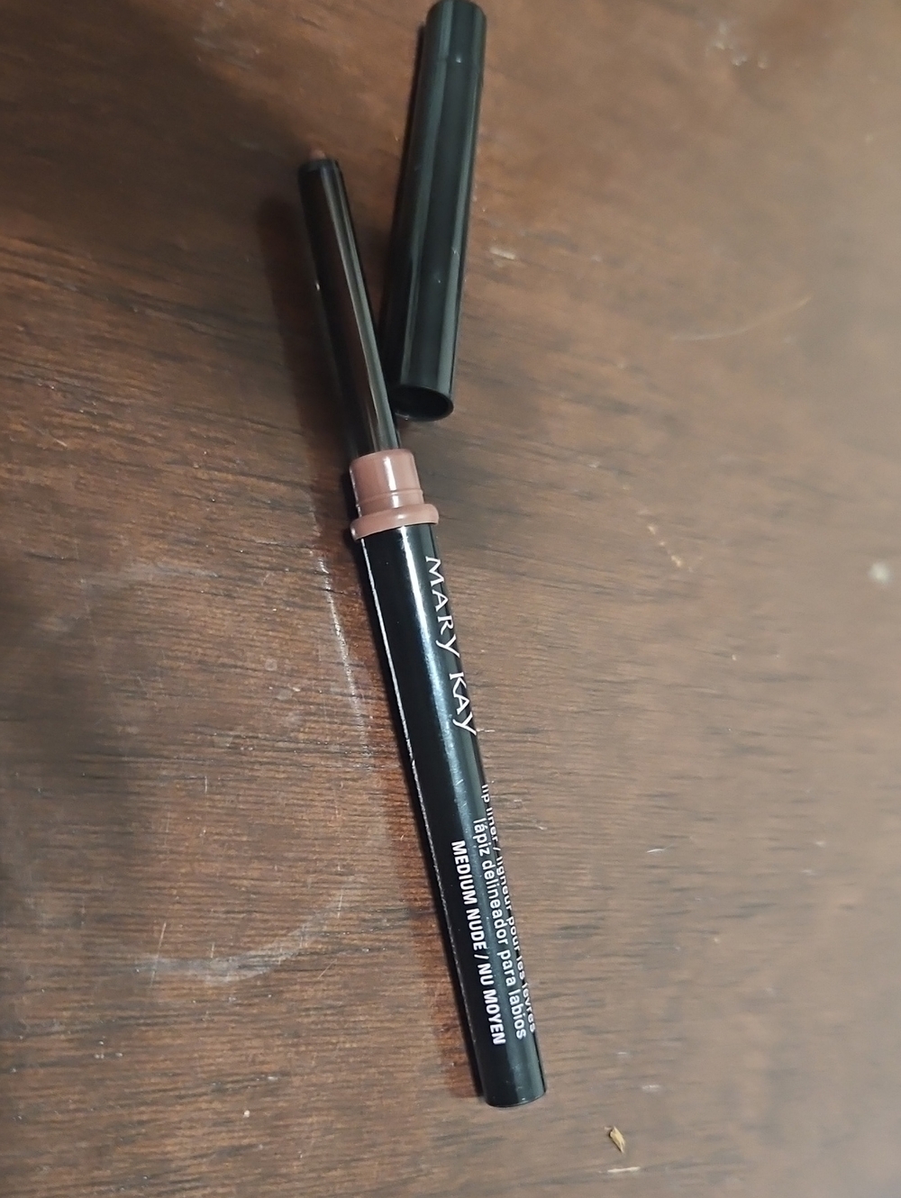 Mary Kay Medium Nude Retractable Lip Liner - Neutral Brown